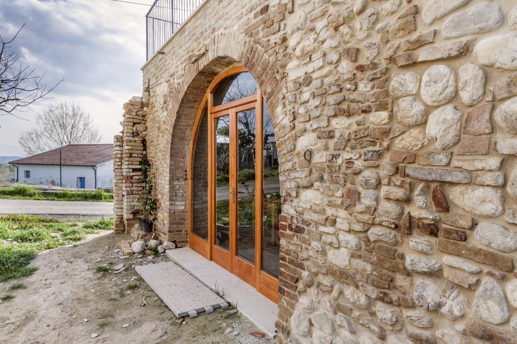 Villa Agriturismo Bio-Melampo à Ancarano  Extérieur photo